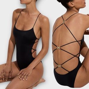 Victoria's Secret Sexy Straps Scoop One Piece Swimsuit Women's Medium M Black